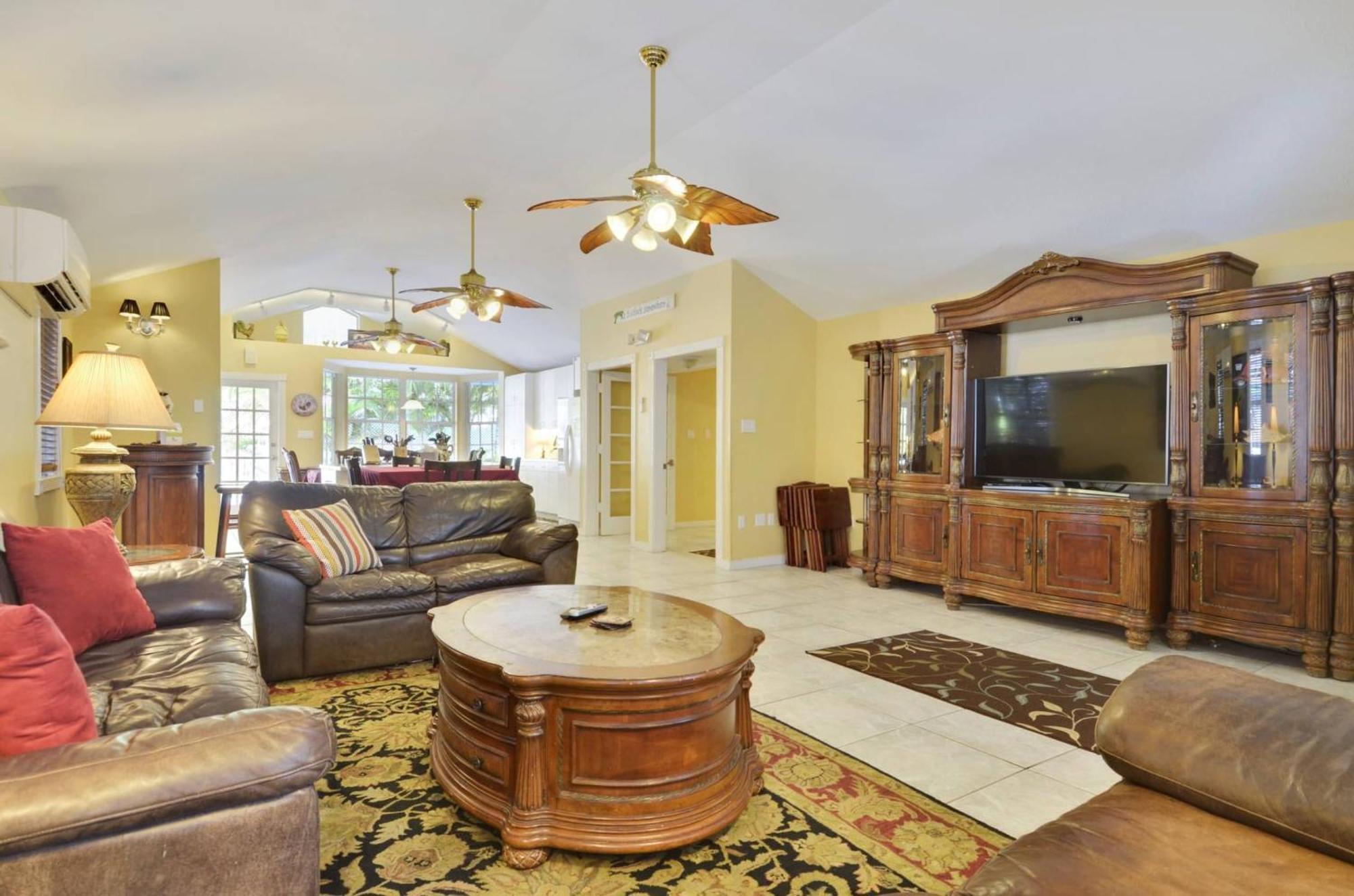 Casa Grande By Avantstay Dt Key West Near South Beach W Pool Extérieur photo